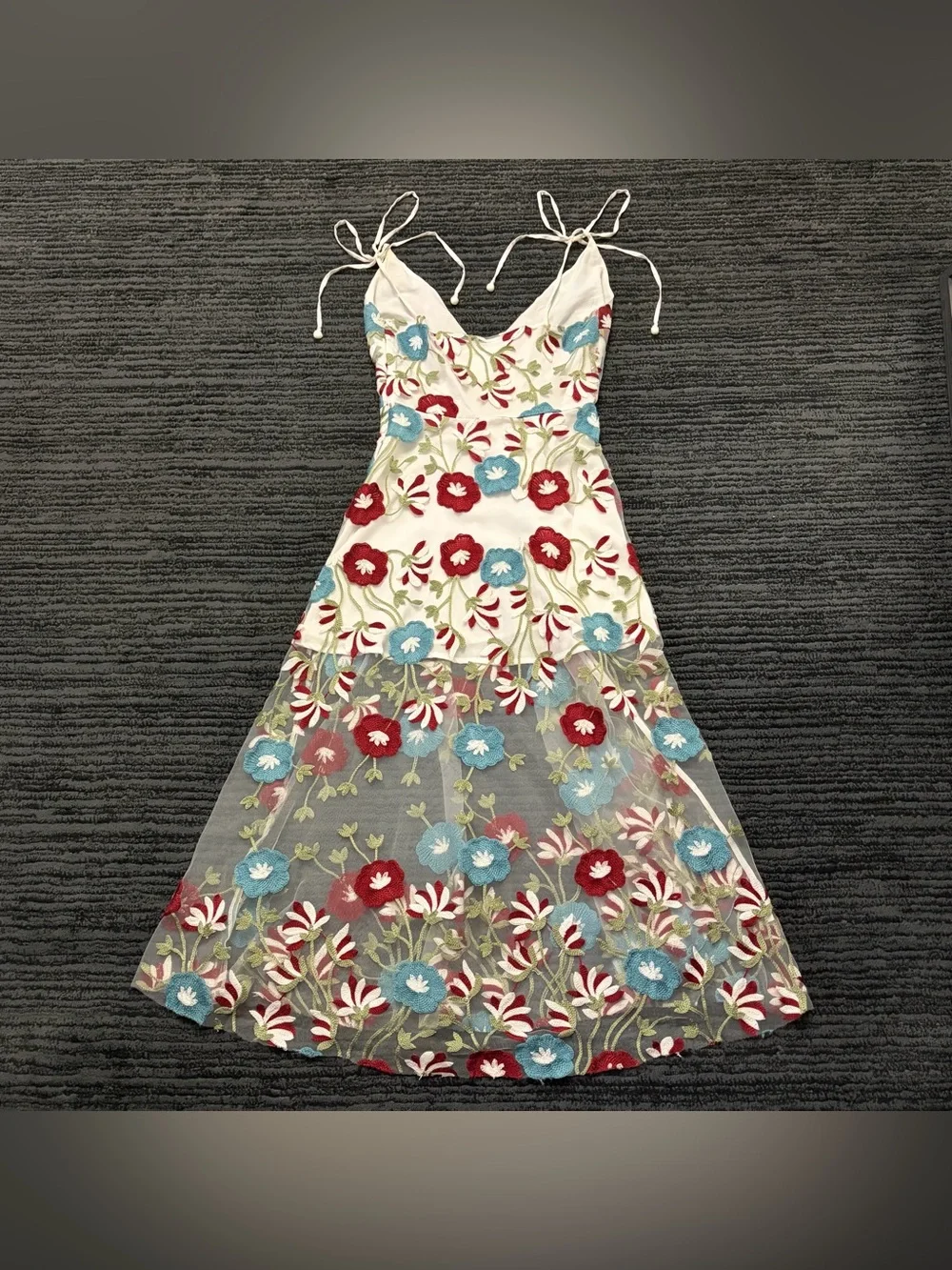 Tularosa Charlotte Embroidered Floral Tulle Overlay Sleeveless Midi Dress - Picture 2 of 7